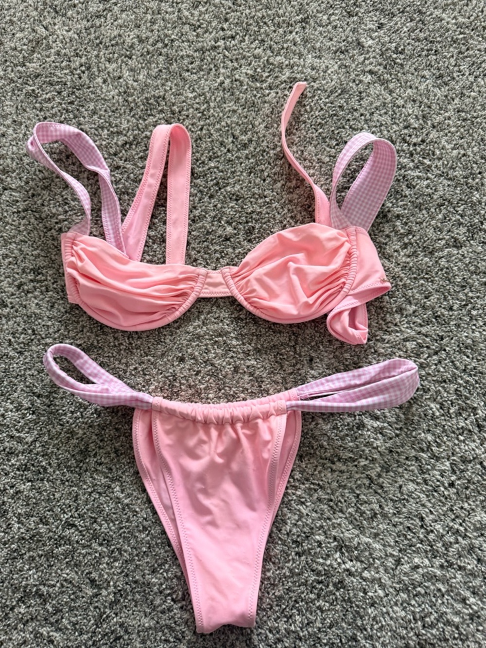 strawberry milk, mob bikini